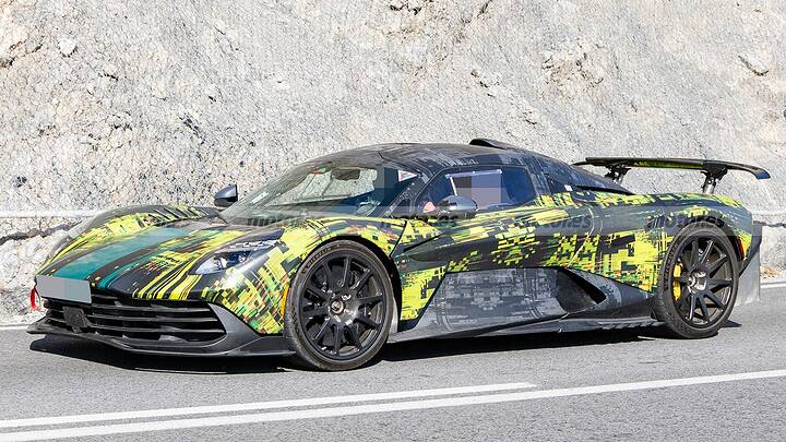 aston-martin-valhalla-amr-2027-fotos-newcarscoops-2026113948-17777463346