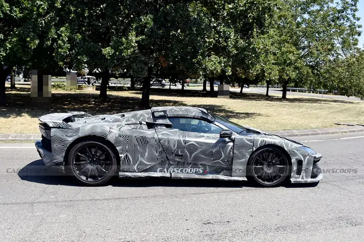 Ferrari-F80-Aperta-Spy-Shots-06-1536x1024