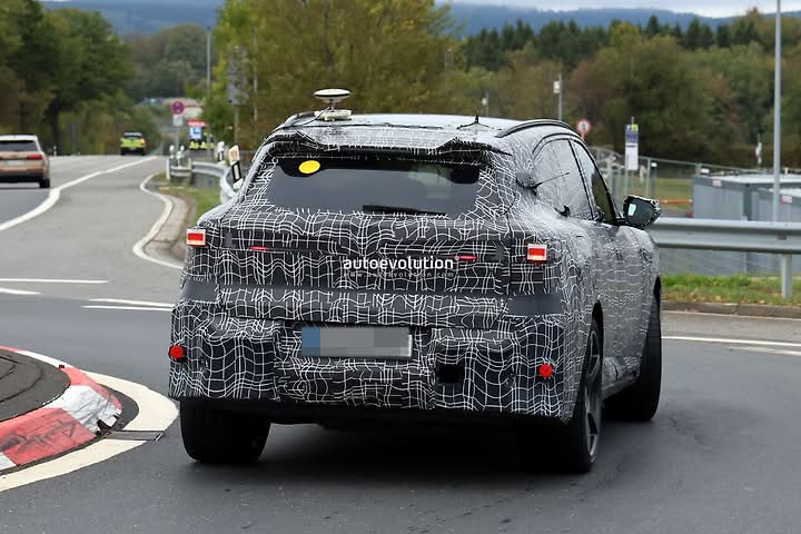 meet-the-first-ever-bmw-x5-m-electric_13