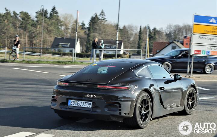 porsche-718-cayman-ev-55ed3-c704614042025200342_7