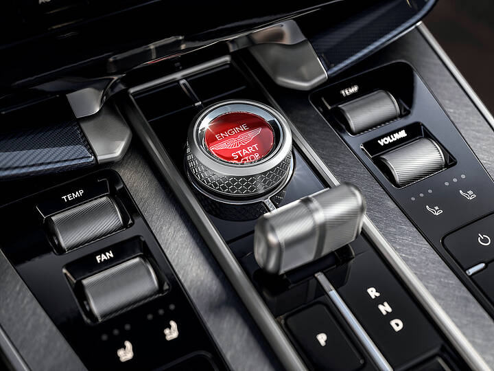 Aston Martin Vanquish 25_12