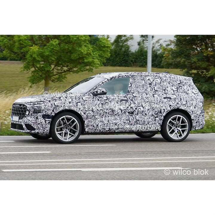 New Audi Q7 spotted in Ingolstadt!#Audi #q7 #audiq7 #quattro #sq7 #sline #prototype #erlkönig # (1)