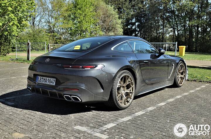 mercedes-amg-gt-63-c192-2027-907c6-c872016082026115139_4