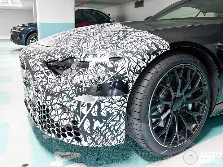 mercedes-maybach-sl-680-2027-newcarscoops_4