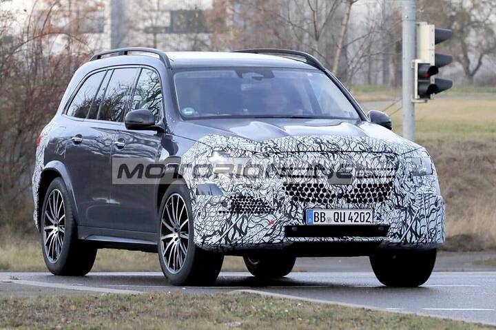 Mercedes-GLS-2026-001-1024x682