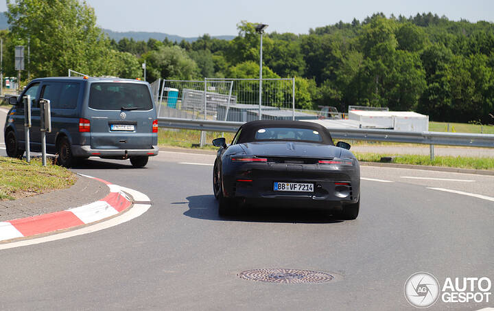 porsche-718-boxster-ev-2025-72ccb-c915513062025114128_3