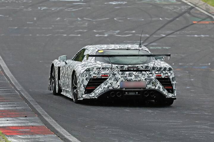 imgi_82_heres-the-lexus-lfr-supercar-like-youve-never-seen-it-before_17