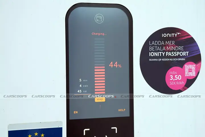 VW-ID-Polo-R-Line-Scoop-SH-Proshots-23-2048x1366