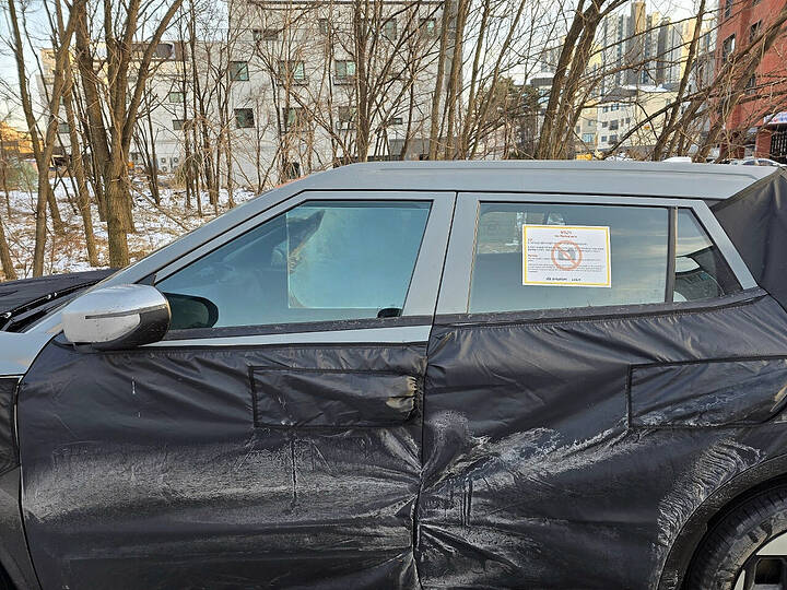 2027 Hyundai Kona (SX3)_newcarscoops_10