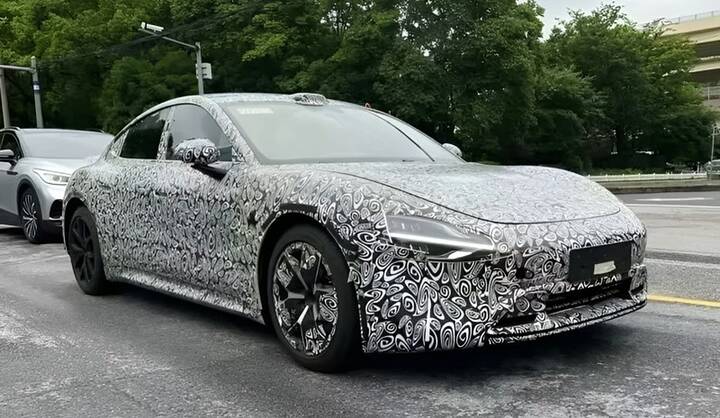 imgi_21_2027 xiaomi-su7-prototypes-spotted_1