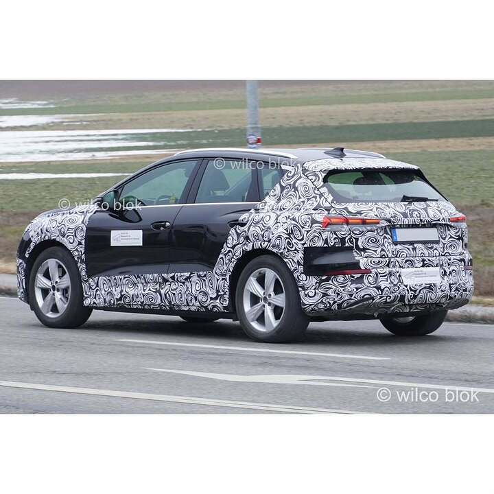 Refreshed Audi Q4 e-tron spotted! #audi #q4 #etron #Erlkönig #erwischt (2)