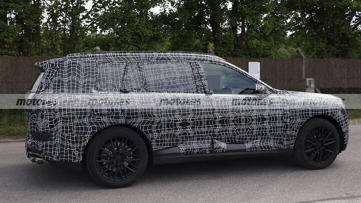 bmw-x7-2027-fotos-espia-2025108058-1746631727_17