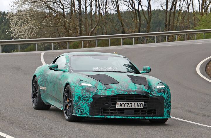 2025-aston-martin-dbs-superleggera-continues-testing-could-pack-over-800-hp_3