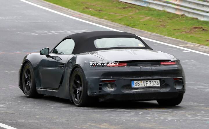 2025-porsche-718-boxster-ev-prototype-caught-testing-on-the-nuerburgring-nordschleife_2