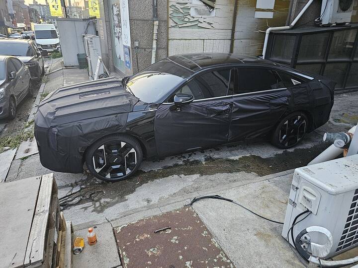2025 Kia K8_image