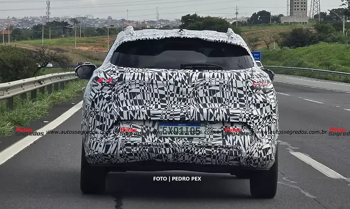 Flagra-novo-SUV-de-entrada-Volkswagen-2026-3