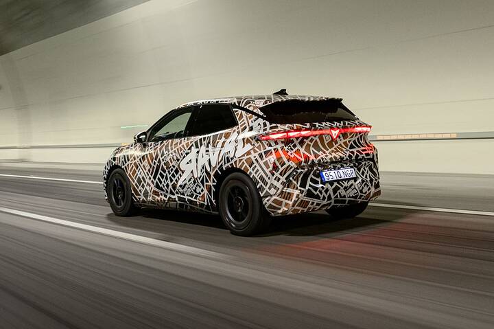 imgi_16_cupra-raval-review-2025-007