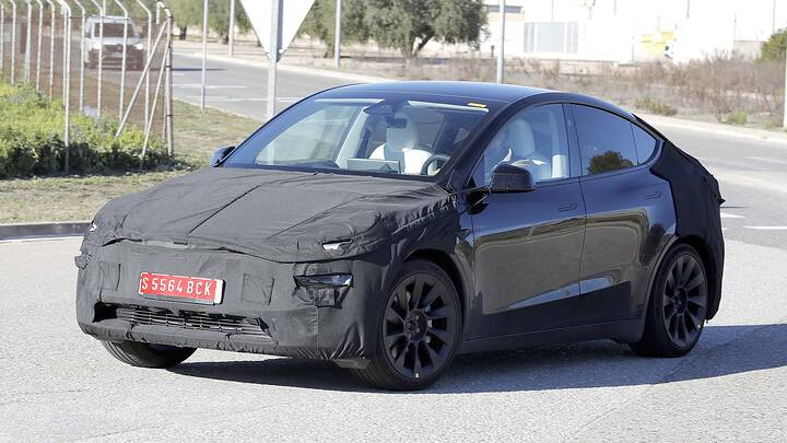 tesla-model-y-juniper-facelift-2025-erlkonig