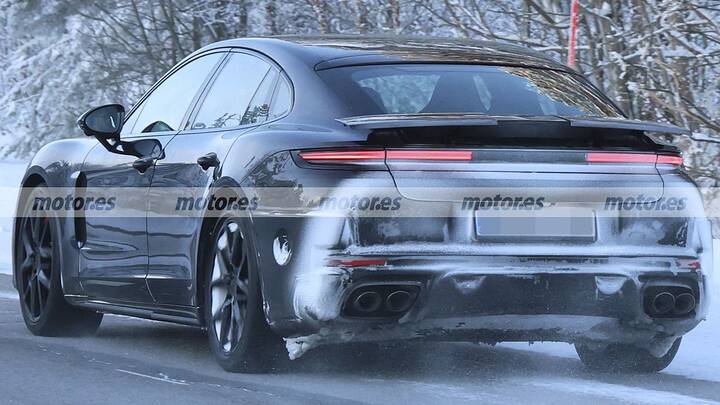 porsche-panamera-facelift-fotos-espia-2026112522-1770803204_9