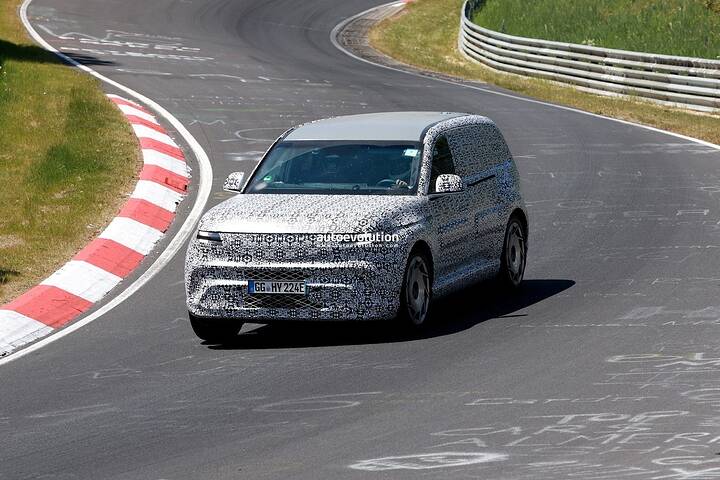 2026-genesis-gv90-three-row-luxury-electric-suv-caught-lapping-the-nurburgring-in-anger_28