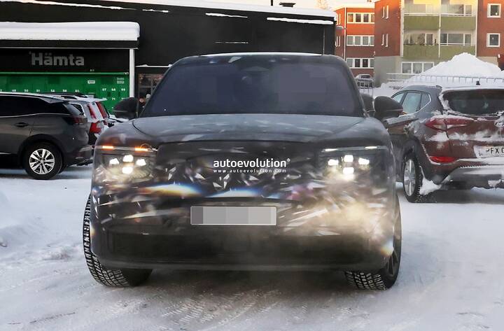 imgi_70_bentley-s-first-production-ev-shows-porsche-cayenne-electric-inspired-cockpit_19