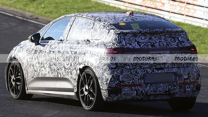 audi-sq2-e-tron-2027-fotos-espia-nurburgring-2025111149-1763571361_13