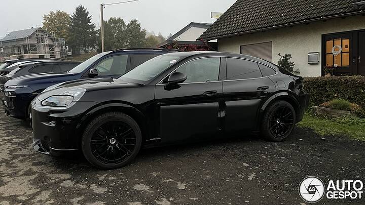 porsche-cayenne-coupe-ev-8fa19-c406102112025200943_9