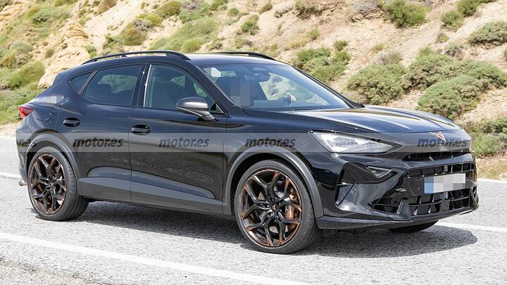 cupra-formentor-2027-fotos-espia-2025108754-1750237689_4