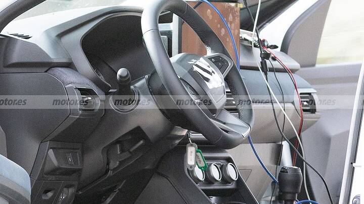interior-dacia-sandero-2026-fotos-espia-2025109148-1752339456_8