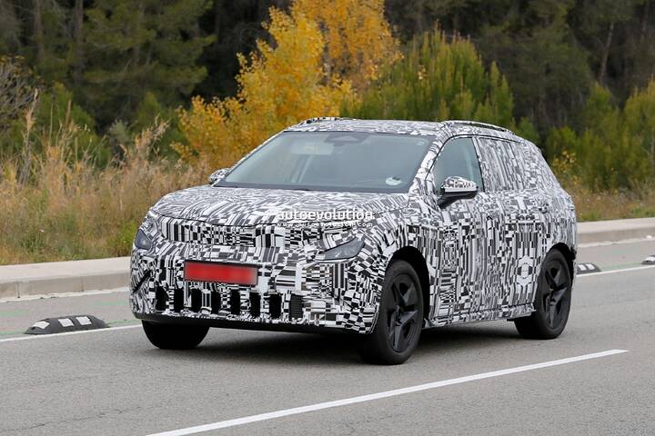 imgi_26_2026-skoda-epiq-spied-looking-as-close-to-production-as-it-gets-263665_1