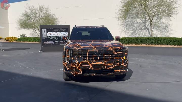 imgi_9_thumb-ed5de3f474e7cce4f6beb7d9f026f78d_1762468669_0277_950x534