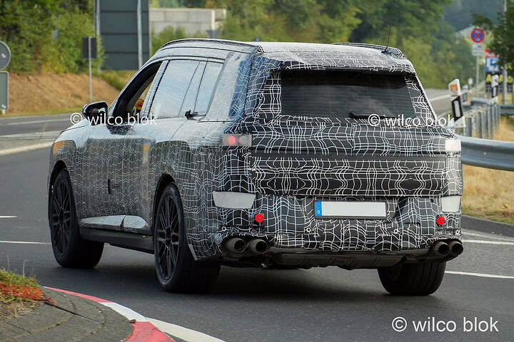 Next generation BMW X7aaa20