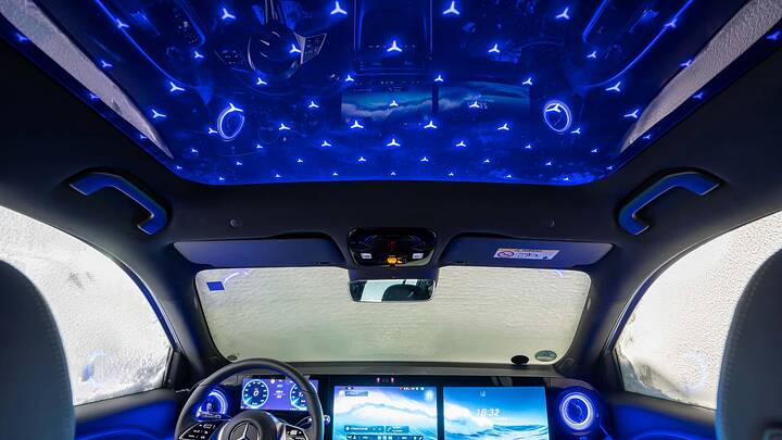 2027-mercedes-glb-interior