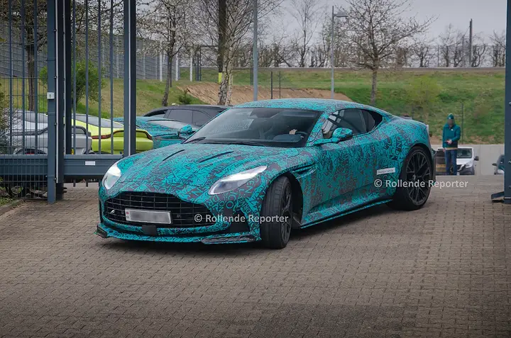 The extra sporty Aston Martin DB12 S made its first appearance  #AstonMartin #AstonMartinDB12S #AstonMartinDB12 #DB12S #DB12 #FerocityDriven #IntensityDriven #AstonMartinPrototype #Prototype #Testvehicle #Industrypool #Nürburgring #Nordsc
