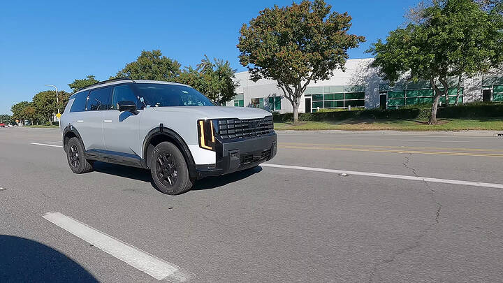 2026 kKia Telluride X-Pro test vehicle_newcarscoops_0003
