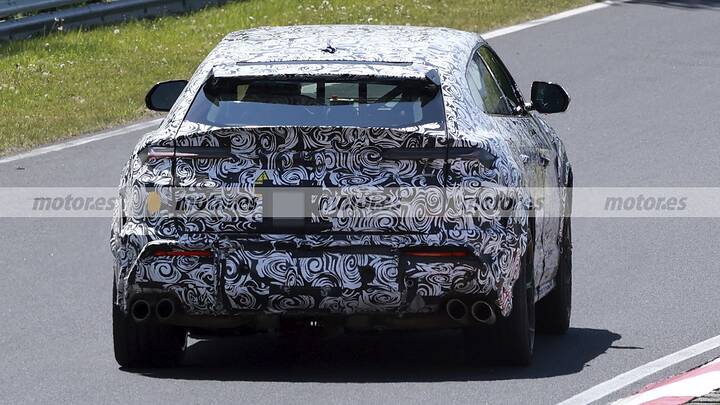 Lamborghini prepara un Urus Performante realmente brutal, un híbrido enchufable que quiere humillar a Mercedes 10