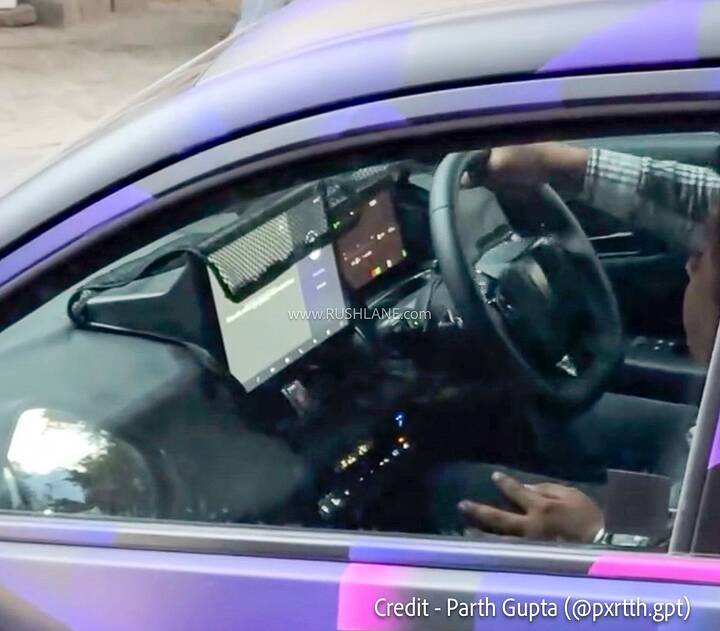 imgi_5_honda-0-alpha-electric-suv-spied-manali-interiors-newcarscoops_4