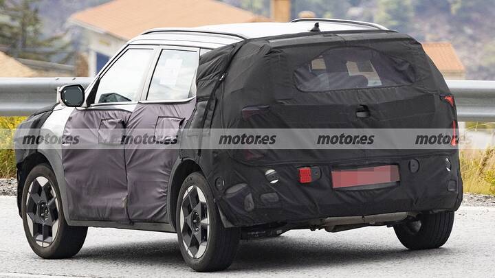 kia-seltos-hybrid-2026-fotos-espia-2025111232-1763998773_14