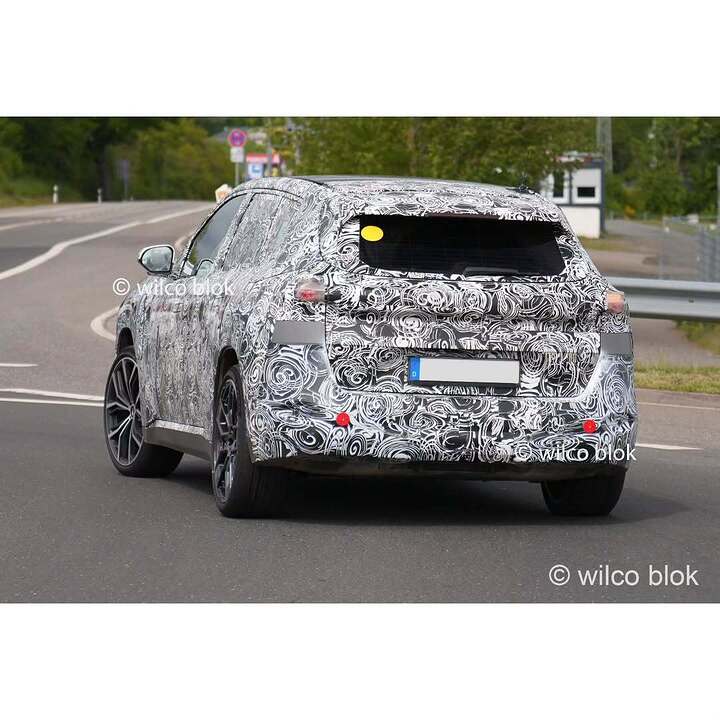 Next generation BMW iX1 spied in Nürburg!#bmw #ix1 #neueklasse #Erlkönig #nürburgring (3)