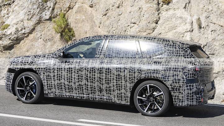 BMW ya tiene listo el iX3 más potente que verás pronto… no es un M puro, pero te va a sobrar 9