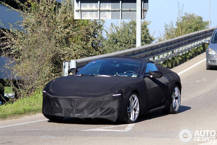 ferrari-roma-m-mule-dcbba-c311917112024122236_1