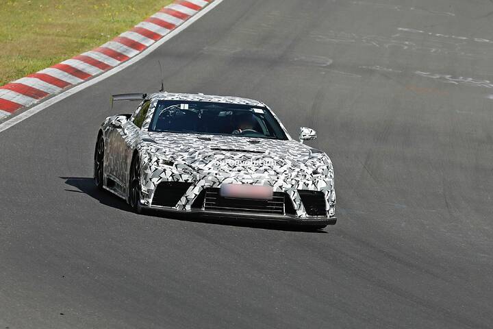 imgi_94_heres-the-lexus-lfr-supercar-like-youve-never-seen-it-before_29