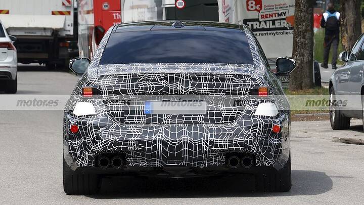 BMW está a punto de cambiar el M5 como nunca antes, y puede que lo más polémico no se vea en estas fotos espía 14