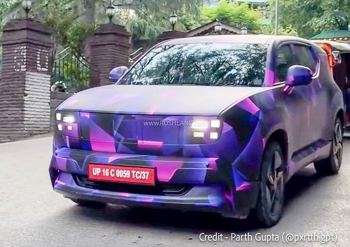 imgi_6_honda-0-alpha-electric-suv-spied-manali-interiors-newcarscoops_3