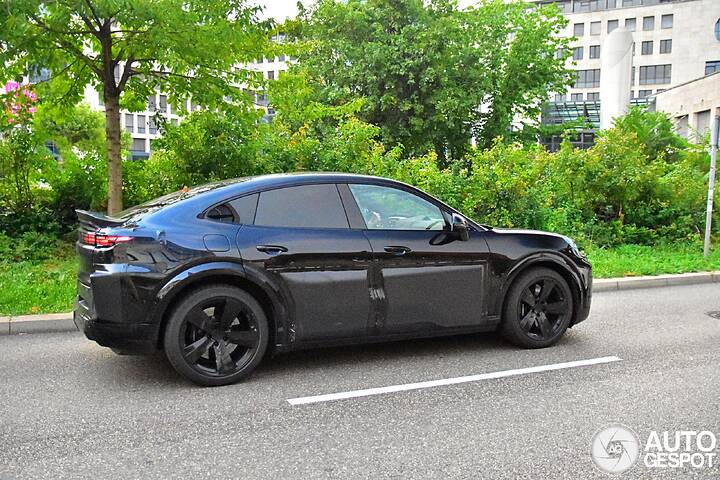 porsche-cayenne-coupe-ev-6a873-c569521082025174354_8