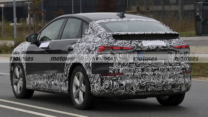 audi-q4-e-tron-facelift-2026-fotos-espia-2025111416-1764781204_12