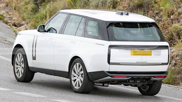 The new 2026 Range Rover hunted inside and out, the British SUV gets a 10-minute update