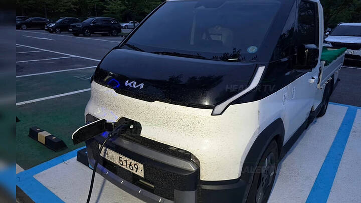 Kia PV5 0004