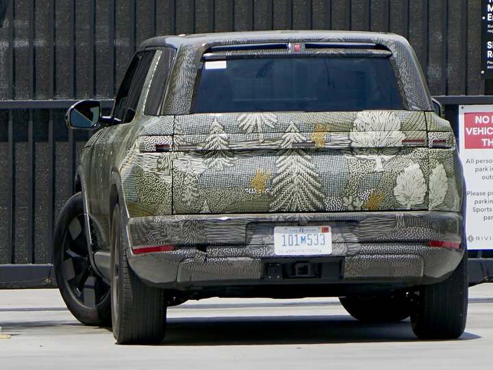 2026 Rivian R2 test vehicle spotted in US with funny camouflage. Video available on my YouTube c