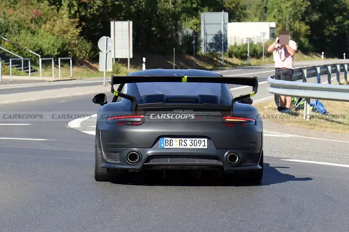 Porsche-Manthey-Flachbau-825-18-1536x1024